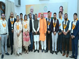 रायपुर में CM विष्णु देव साय से CGPSC के टॉप-10 अभ्यर्थियों की मुलाकात