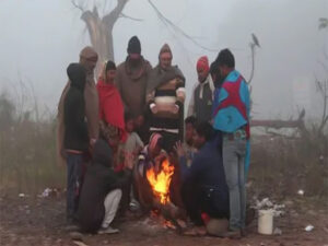 रतलाम में तेज हवाओं से बढ़ी ठंड, तापमान में 1.7°C की गिरावट