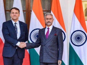 पोलैंड का भारत को प्रस्ताव, उप-प्रधानमंत्री बोले— सहयोग के लिए तैयार