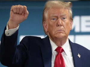 डोनाल्ड ट्रंप ने AI के सैन्य इस्तेमाल पर Anthropic कंपनी पर लगाया बैन