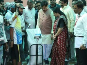 CM का सरप्राइज विजिट, खरीदी केंद्र पर तौल और भुगतान की हकीकत